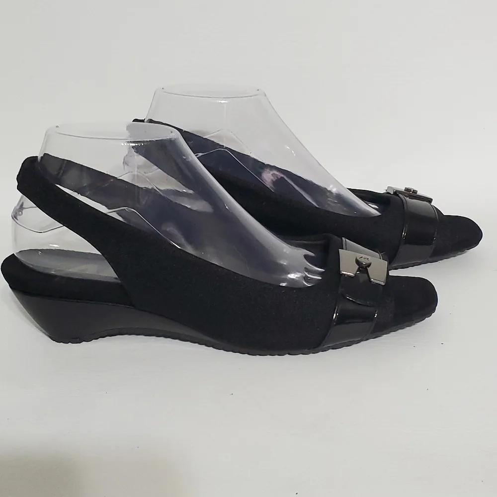 Anne Klein Sport Elegant Black Peep-Toe Slingback Heels Women's Size 8.5